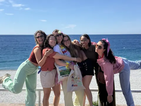 Bachelorette group during a treasure hunt in Nice